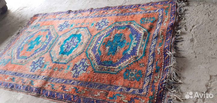 Ковер шерстяной ручной работы