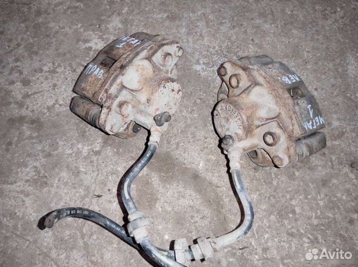 Суппорт передний Renault Megane 1 1.6