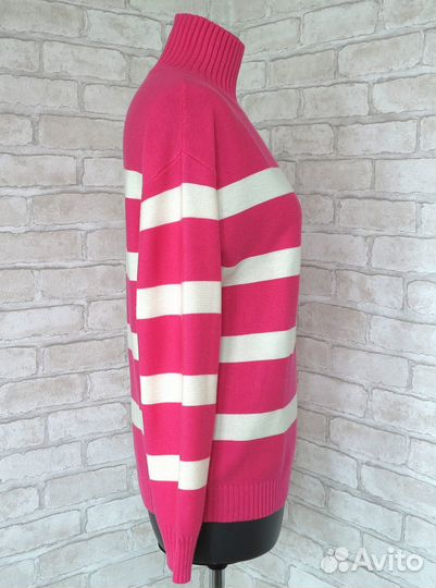 Свитер шерстяной женский