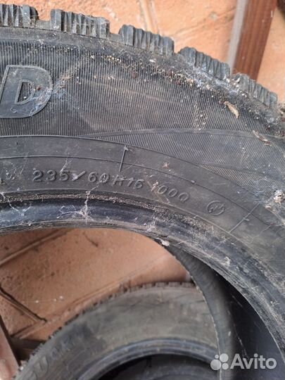 Yokohama Ice Guard Studless IG50 235/60 R16