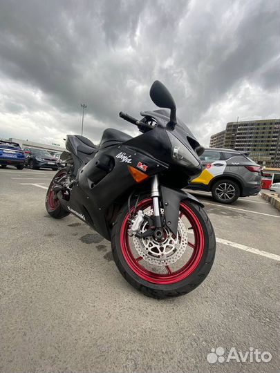 Kawasaki zx6r