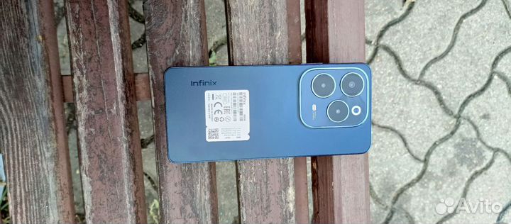 Infinix HOT 40, 8/128 ГБ