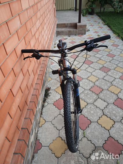 Велосипед горный GT Avalanche
