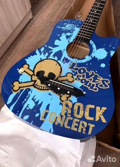 Гитара акустическая