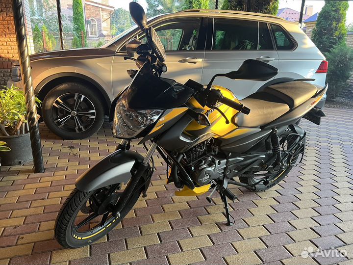Мотоцикл Bajaj Pulsar NS125