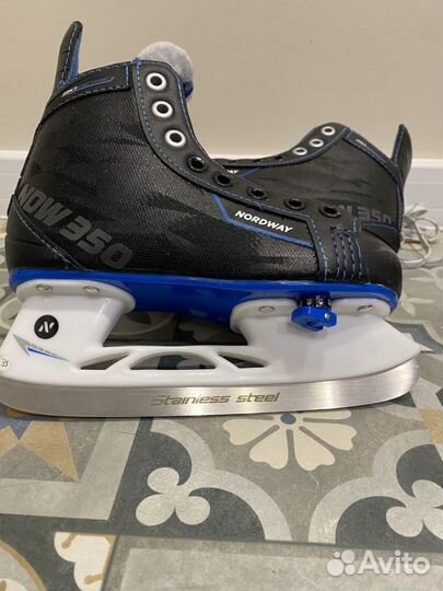 Коньки детские 29-33 (с механизмом меняющим размер