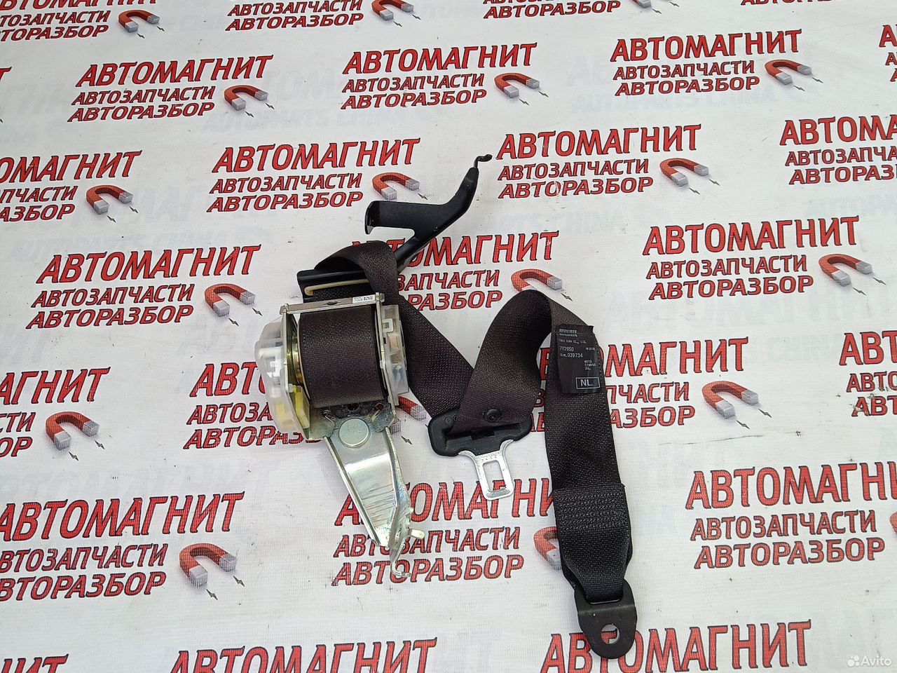Ремень безопасности задний левый Тойота Рав 4 50