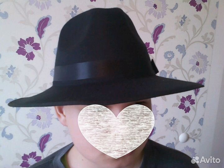 Пилотки, шляпы, цилиндры,котелок и т д