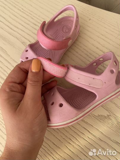 Сандалии детские для девочек crocs
