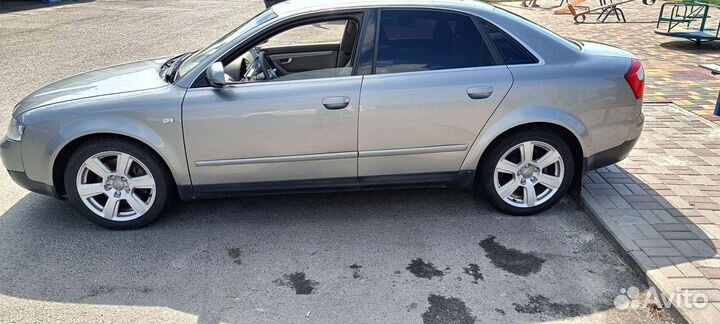 Audi A4 1.8 МТ, 2002, 322 461 км