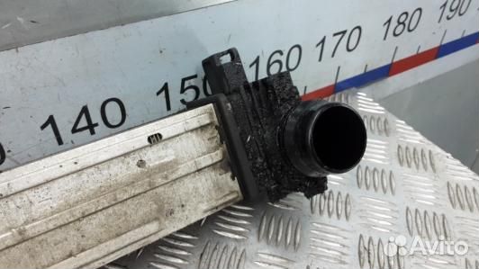 Радиатор интеркуллера renault megane 3 (SSE12KC01)