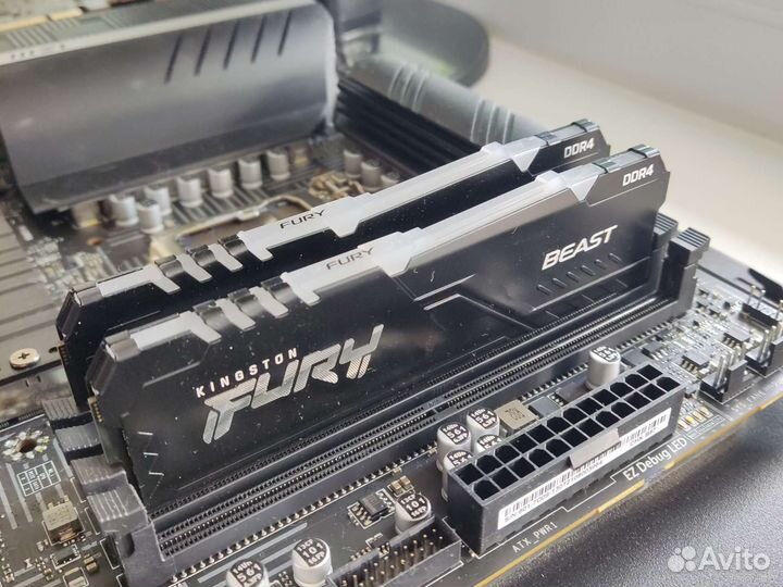 Kingston hyperx fury ddr4 2x8gb 3200MHz