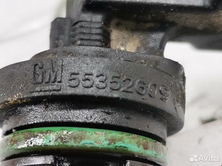 Датчик распредвала Opel Zafira Family рест. 2010