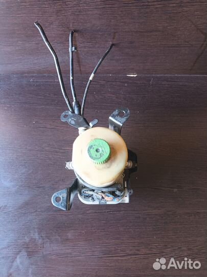 Насос Гур Эгур Volkswagen Polo 5 2009-2015 trw Нас