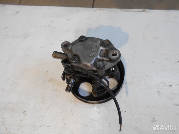 Насос гур Mitsubishi Carisma Colt Lanser 4G92