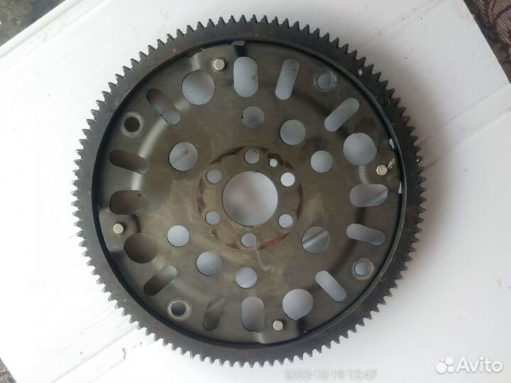 Маховик nissan ноут