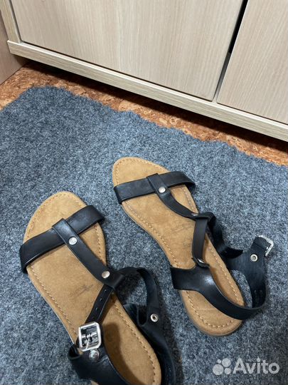 Сандалии