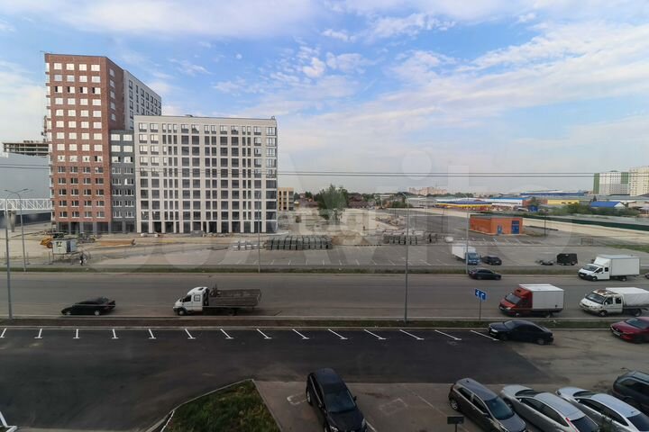 2-к. квартира, 50 м², 4/10 эт.