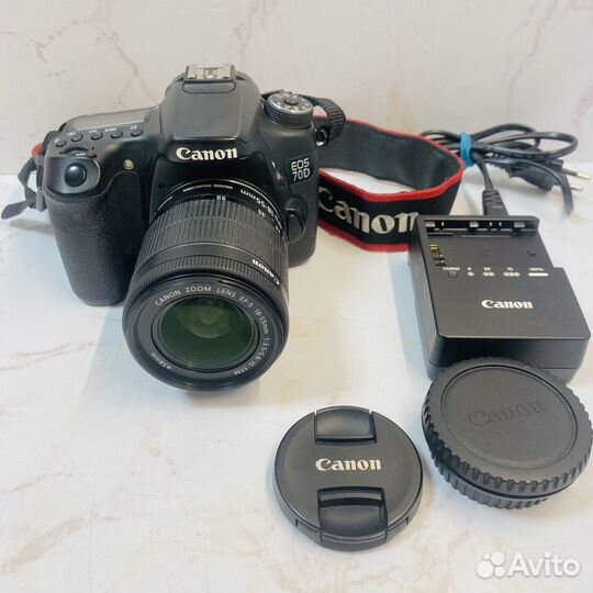 Фотоаппарат Canon EOS 70D Body