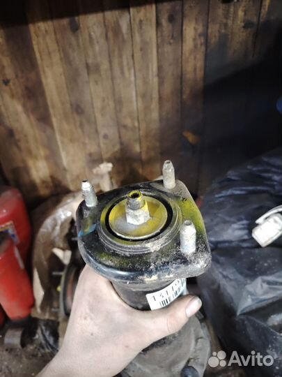 Аммортизаторы в сборе lexus, Toyota