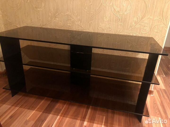 Стеклянная тумба/стол для телевизора