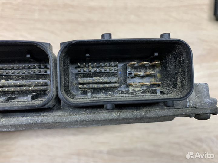 Блок управления двигателем Skoda Octavia A4 1.6