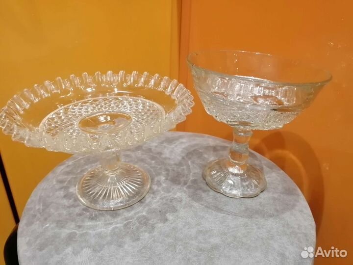 Ваза, конфетница. Старенькая