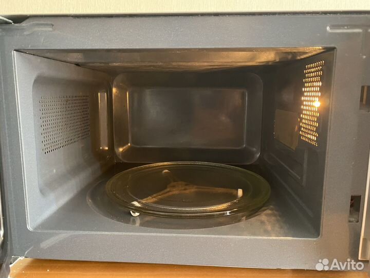 Микроволновая печь