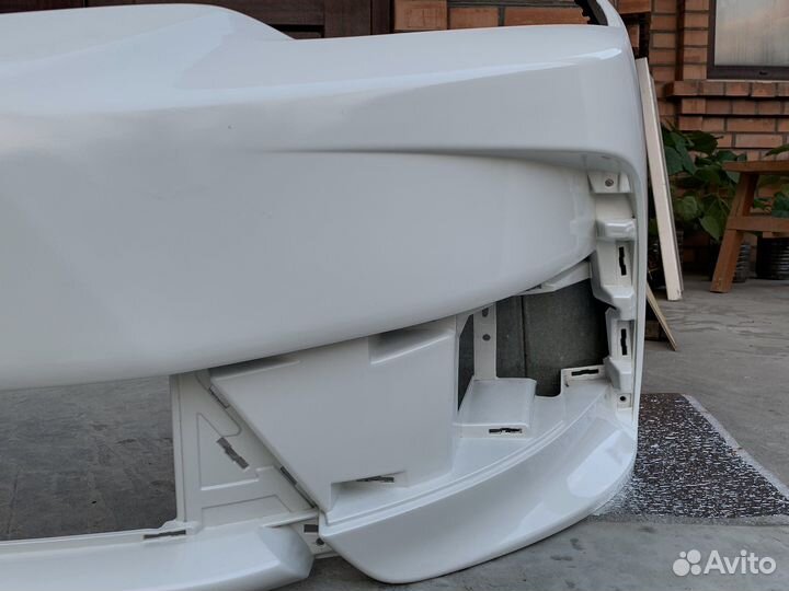 Бампер передний Toyota Corolla Е180 рестайлинг