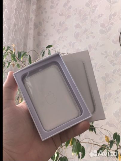 Картхолдер apple