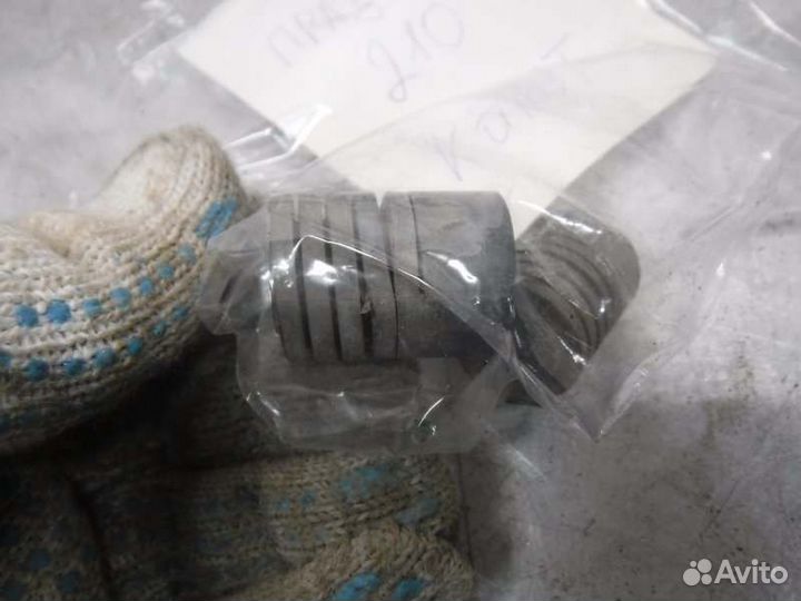 Отбойник Toyota Lc Prado 120 1GR 2007