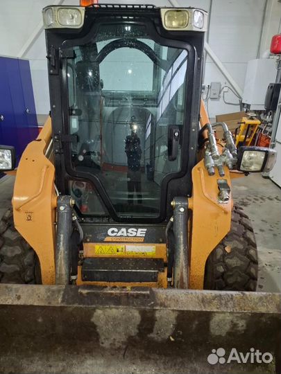 Мини-погрузчик Case SV250, 2019