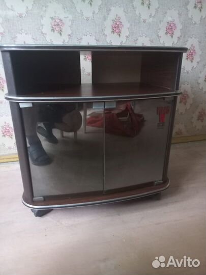 Тумба под тв