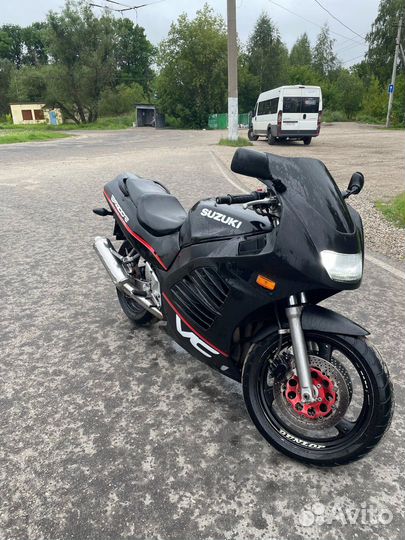 Suzuki rf400