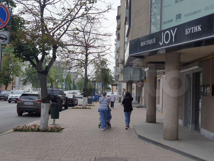 Сдается в аоенду нежилое помещение 305 кв.м