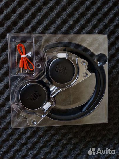 Беспроводные наушники jbl tune 660 nc оригинальные