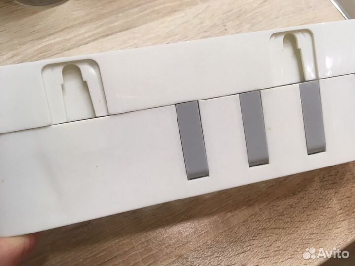 Полка для ванной