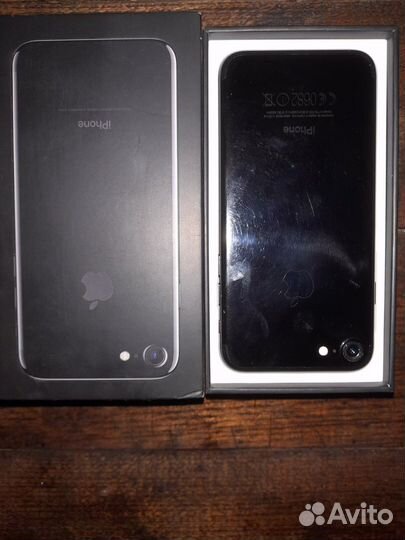 iPhone 7 jet black 128 гб