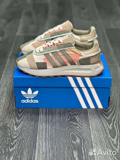 Кроссовки Adidas Retpory E5