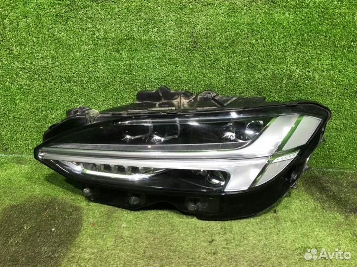 Фара левая Volvo S90