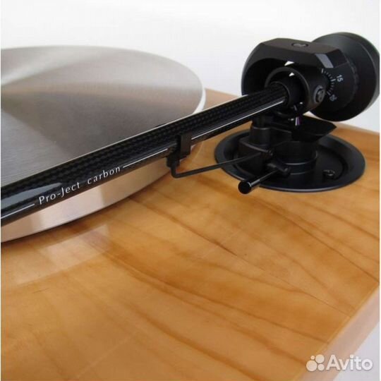 Проигрыватель винила Pro Ject 1-Xpression Carbon