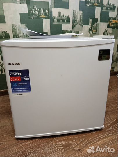 Мини холодильник Centek CT-1700