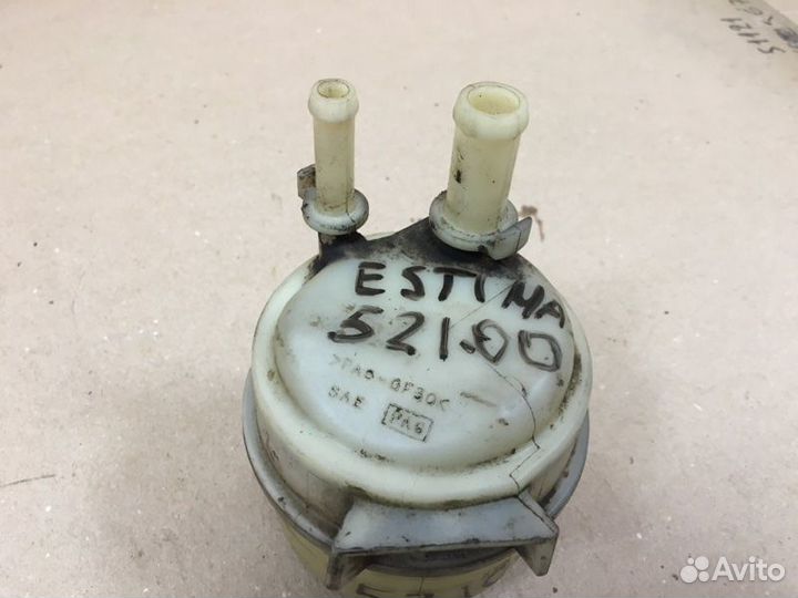 Бачок гур Toyota Estima ACR40