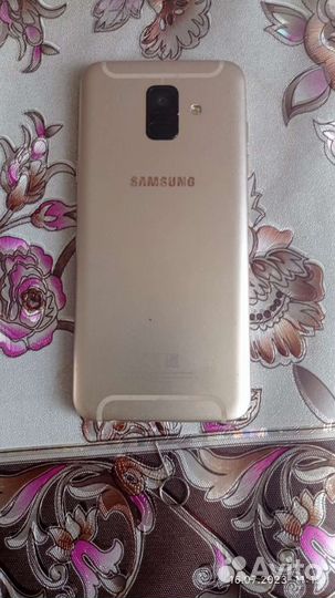 Samsung Galaxy A6, 3/32 ГБ