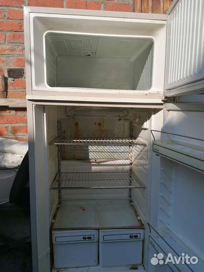 Холодильник бу