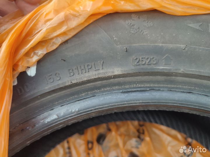Sailun Ice Blazer Alpine 215/9 R16