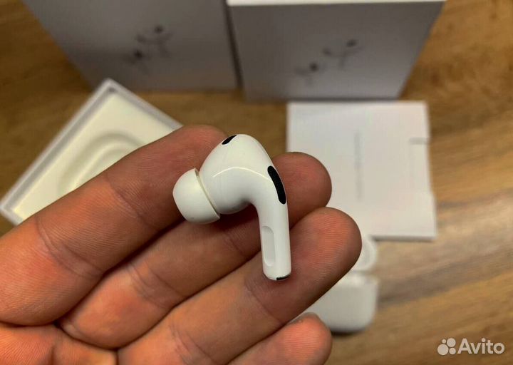 Наушники AirPods про 2 gen Luxe+ чехол