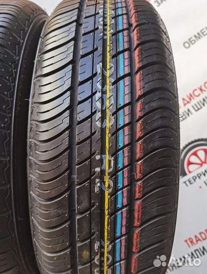 Hankook Radial H406 215/60 R16 95T