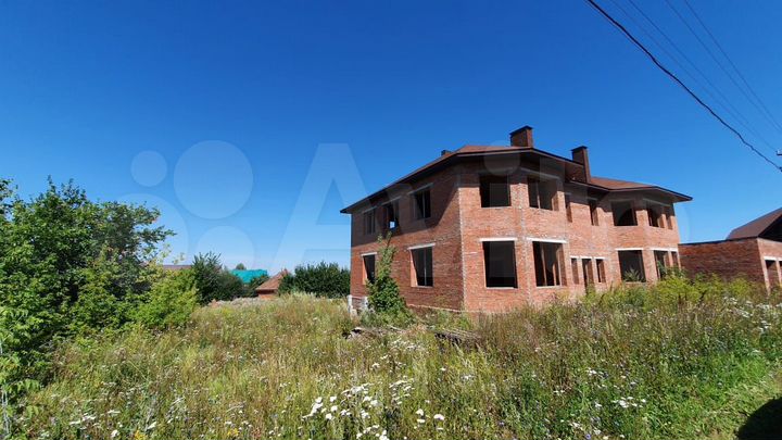 Дом 500 м² на участке 13 сот.