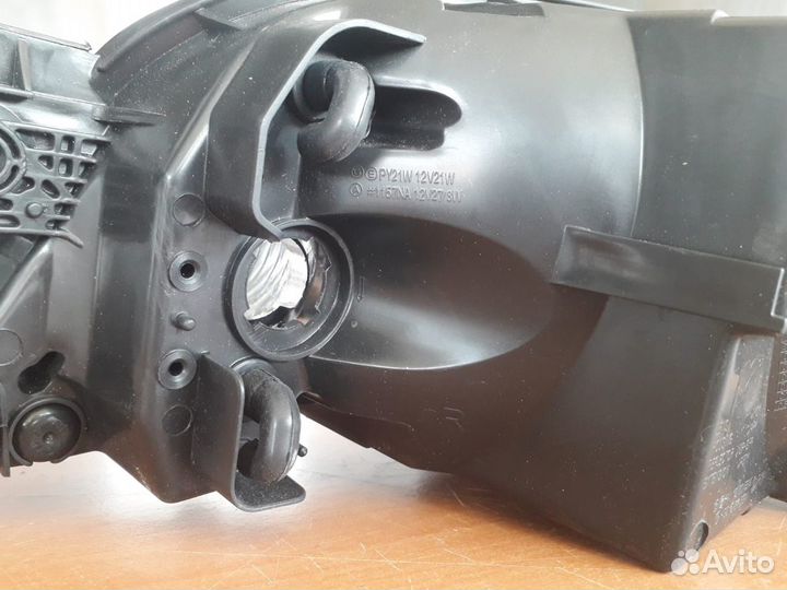 Фара правая mazda 323 2002-2004 Новая ST2161144R